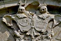 Coat of arms over the Remte church door